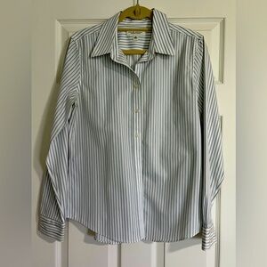 Banana Republic size 12 button down shirt